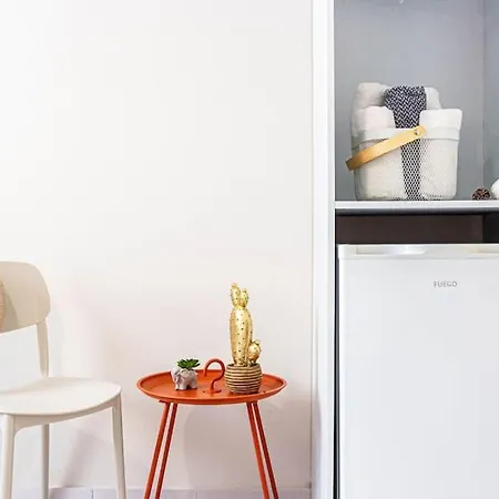 Apartment 12 - & Access *